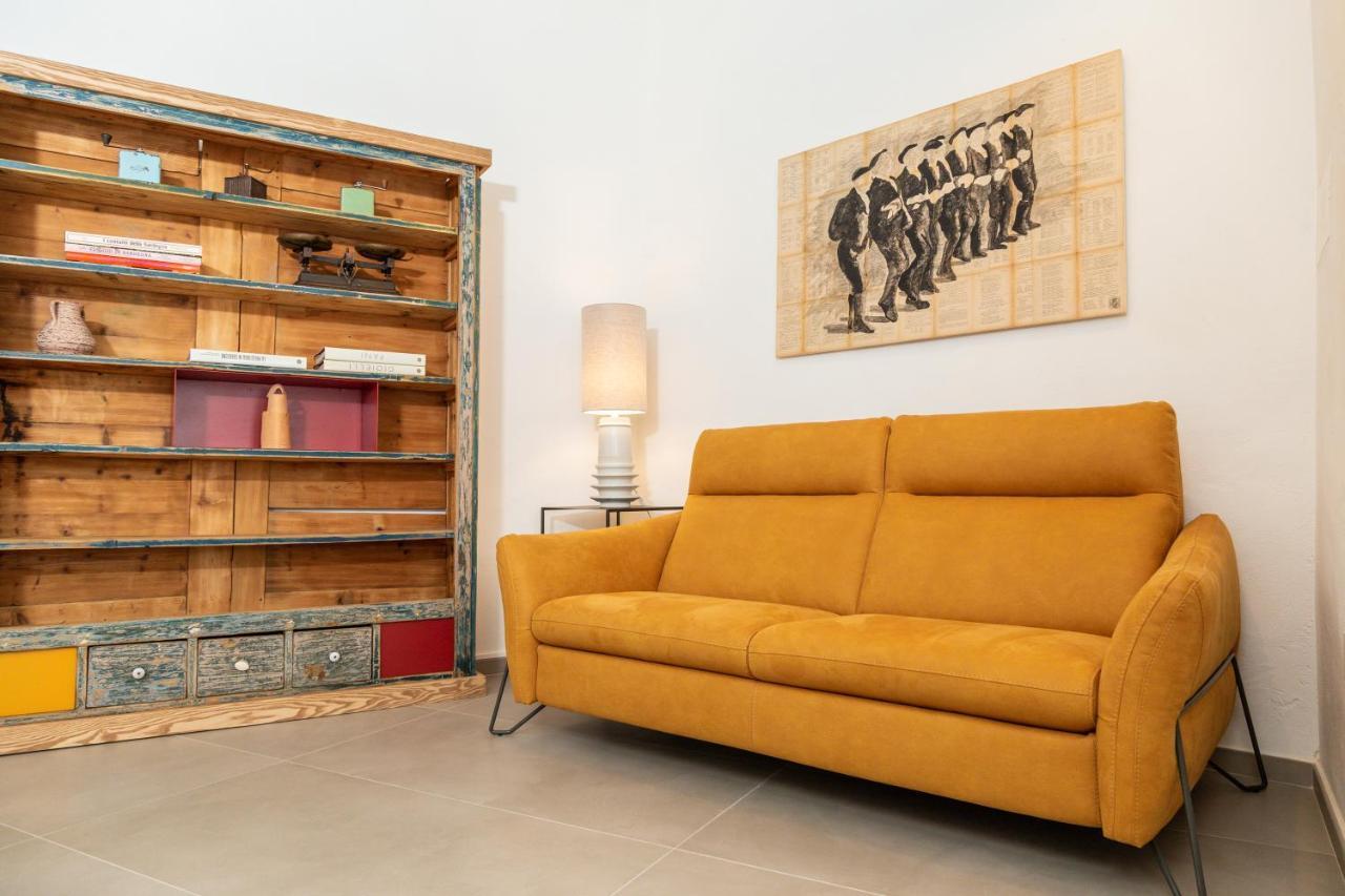 Domu Qirat - Authentic Rooms & Terraces Tortoli Bagian luar foto